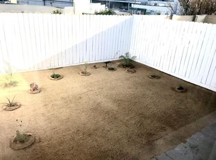 1185 N Loma Vista Dr, Long Beach, CA 90813