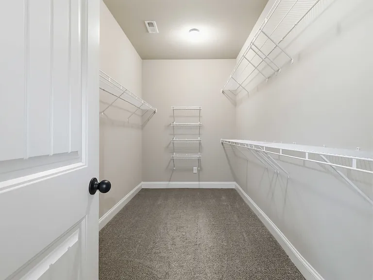 310 Strasburg Dr — Photo 22