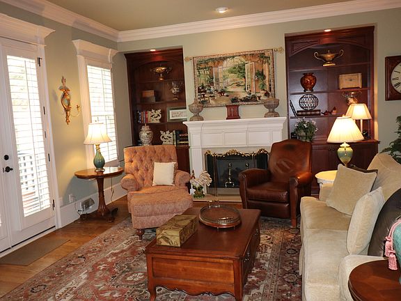 4th image of 4319 Bridgehaven Dr SE