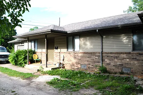 1602 W Lynn St #A Photo 1