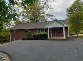 200A Adair St #A, Fredericksburg, VA 22401