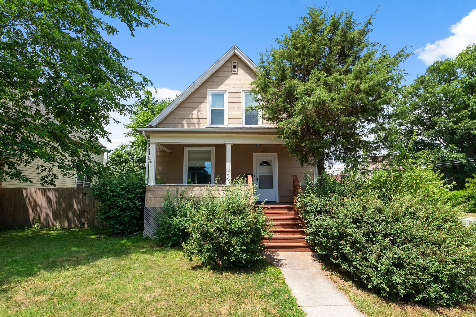 12300 Maple Ave photo 1