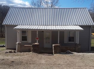 422 Cumming St, Tuscumbia, MO 65082