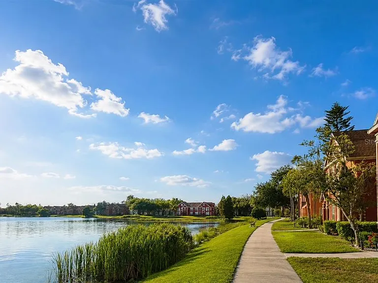 9160 Lake Chase Island Way #9160 — Photo 30