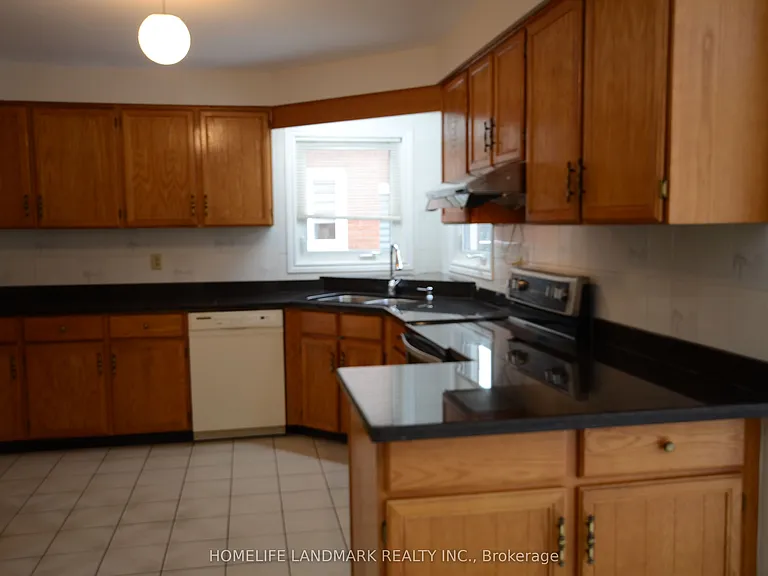 129 Lyndhurst Dr — Photo 4