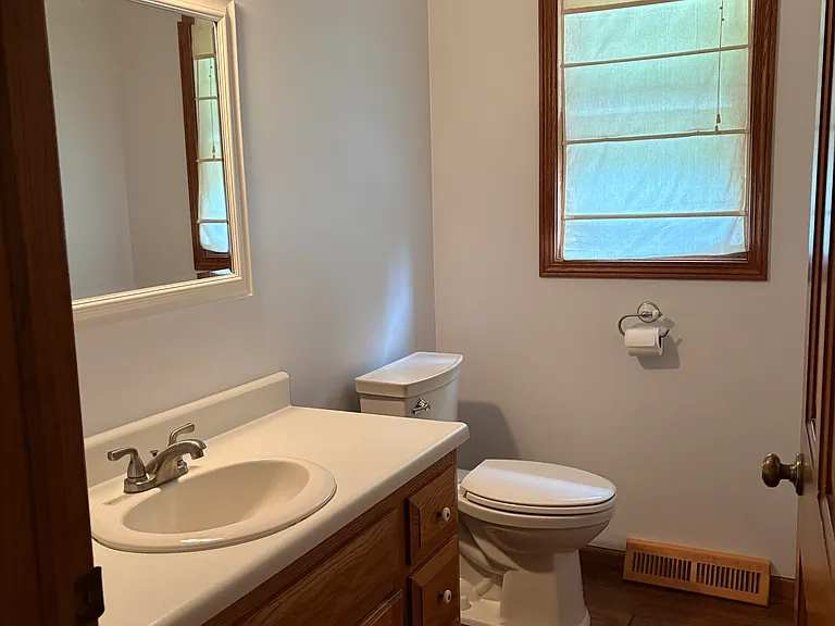 W307N5581 Anderson Rd — Photo 5