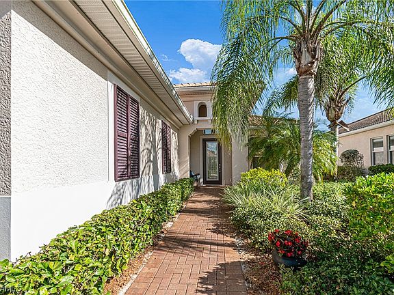 3rd image of 10614 Carena Cir