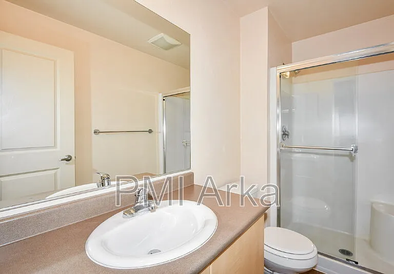 11309 NE 128th St #F102 — Photo 13