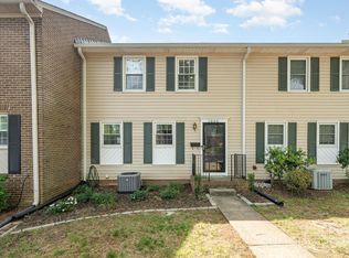 1806 Sabrina Ct, Charlotte, NC 28210