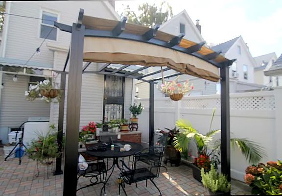 4th image of 6829 Loubet St