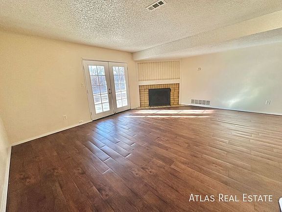 4th image of 1075 Holli Springs Ln #A