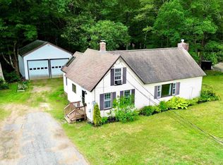 40 New Chester Rd, Hill, NH 03243
