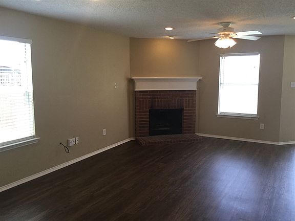 5th image of 214 Gayleh Ln