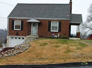 2628 Sunset Dr, West Mifflin, PA