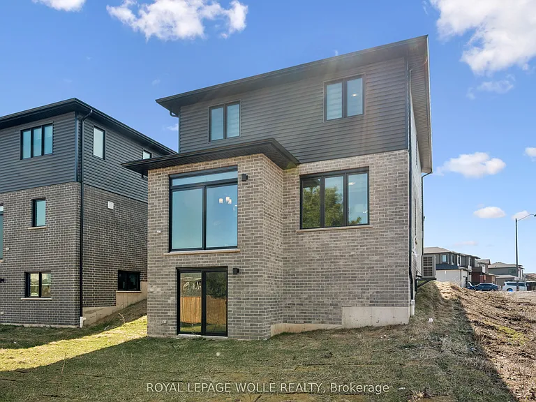 40 Moon Cres — Photo 27