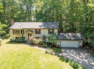 27 Beacon Hill Rd, Derry, NH 03038