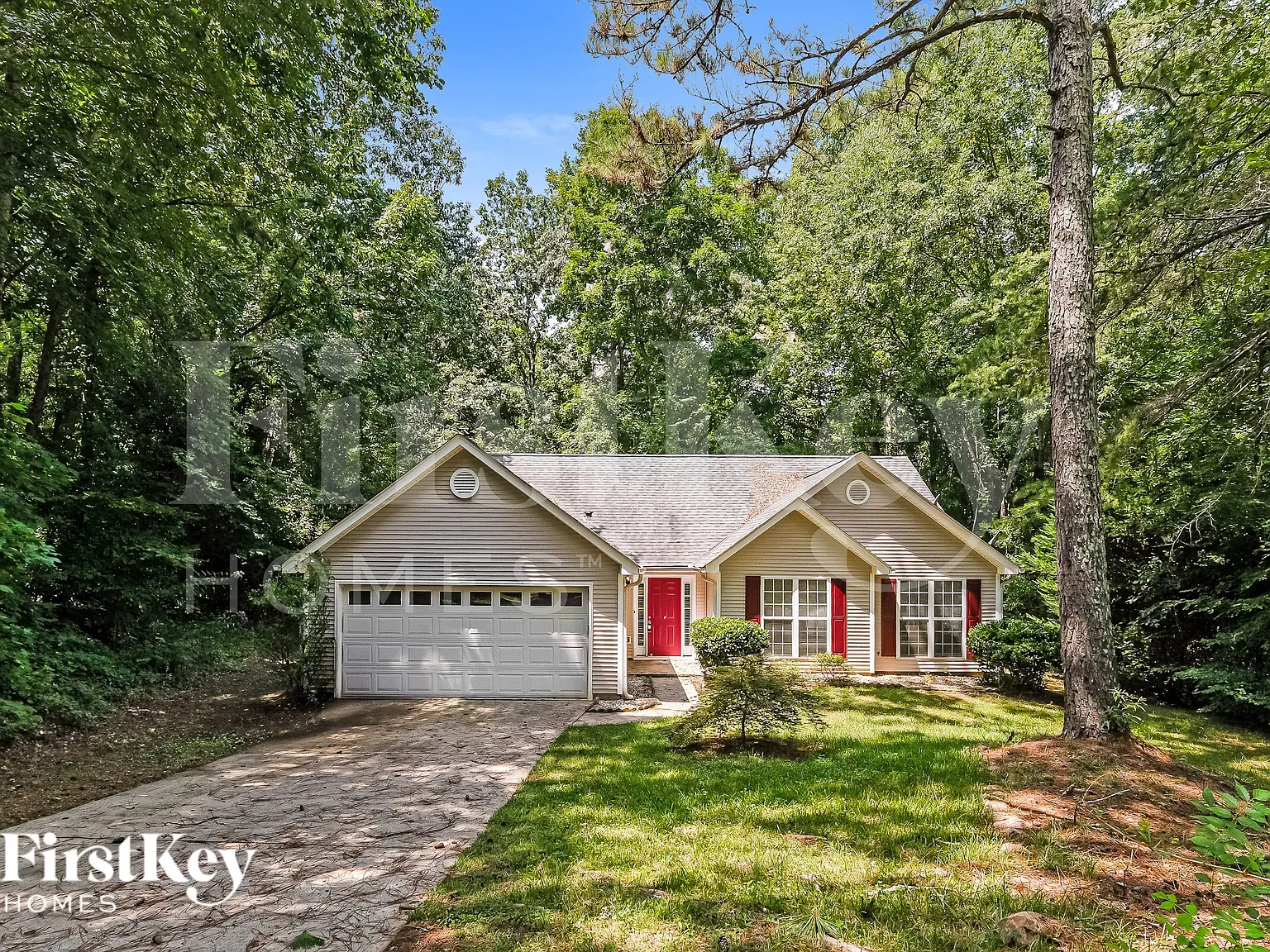 3 bed, 2.0 bath, 1647 sqft, $1,900 — Photo 1