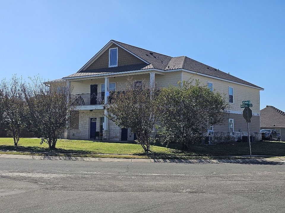1st image of 1100 Placid Cir