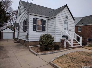 60 Rintin St, Franklin Square, NY 11010