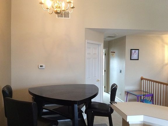 4th image of 94 Allerton Dr #94