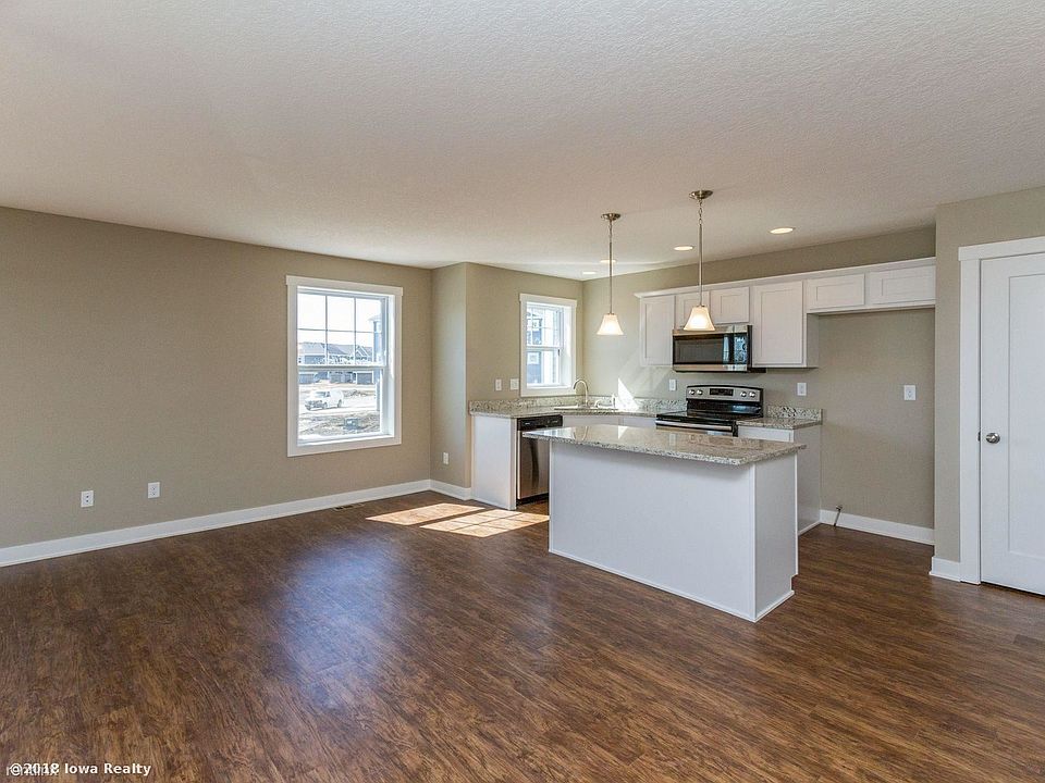 Orchard View Townhomes - 215 Burr Oak Ct Norwalk IA | Zillow