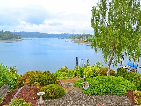 Wow!  180 degree waterfront views!