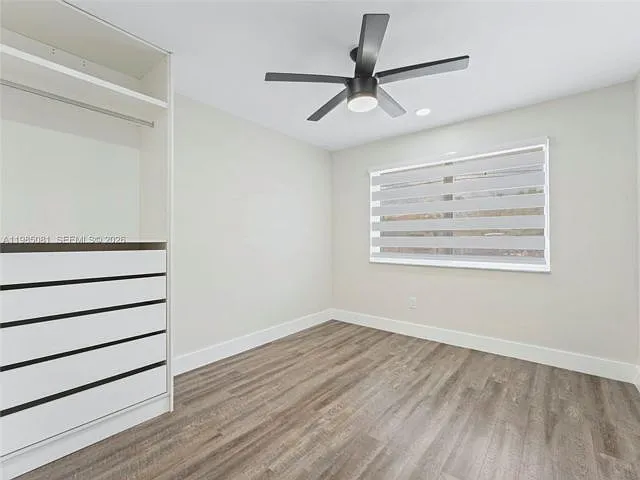 3031 SW 64th Ave — Photo 6