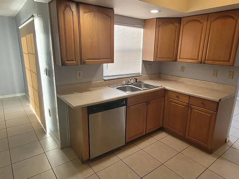 324 Clearwater Ln — Photo 21