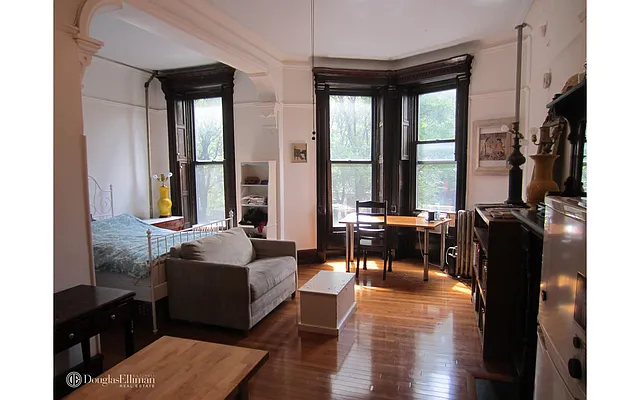 Rented by Douglas Elliman | media 8