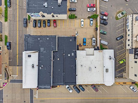 3rd image of 309-313 W Milwaukee St