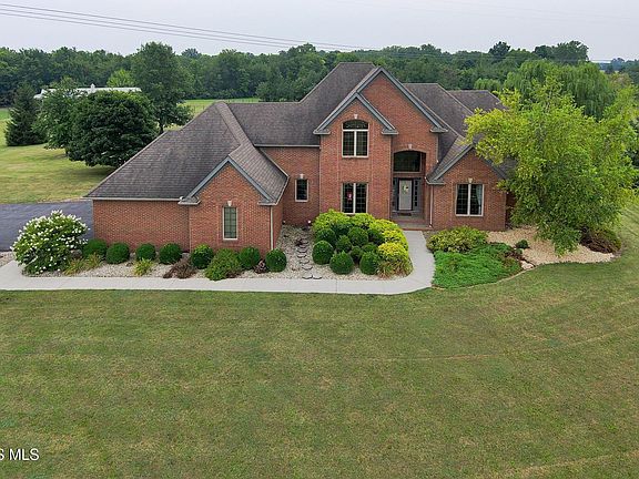 2nd image of 9119 Pierce Dr