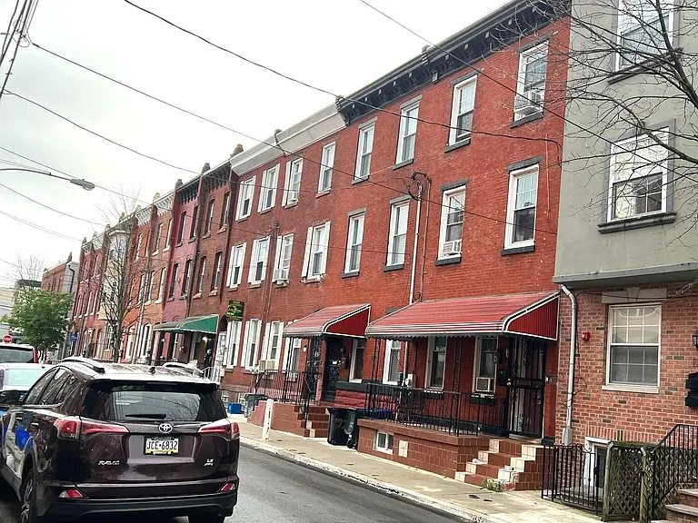 1723 N Willington St — Photo 31
