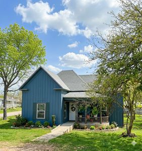 501 Brewster St, Florence, TX, 76527