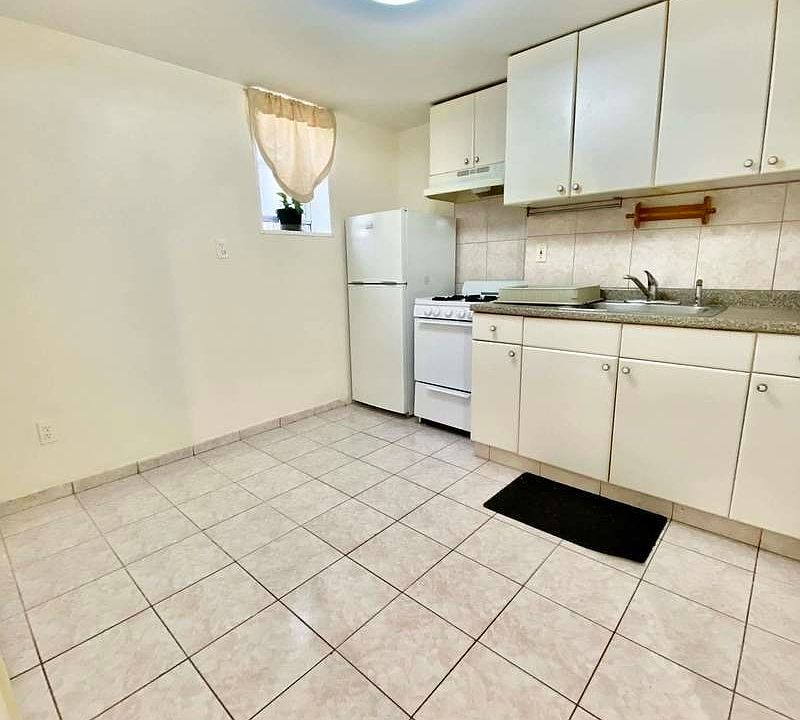 1st image of 25-33 43rd St