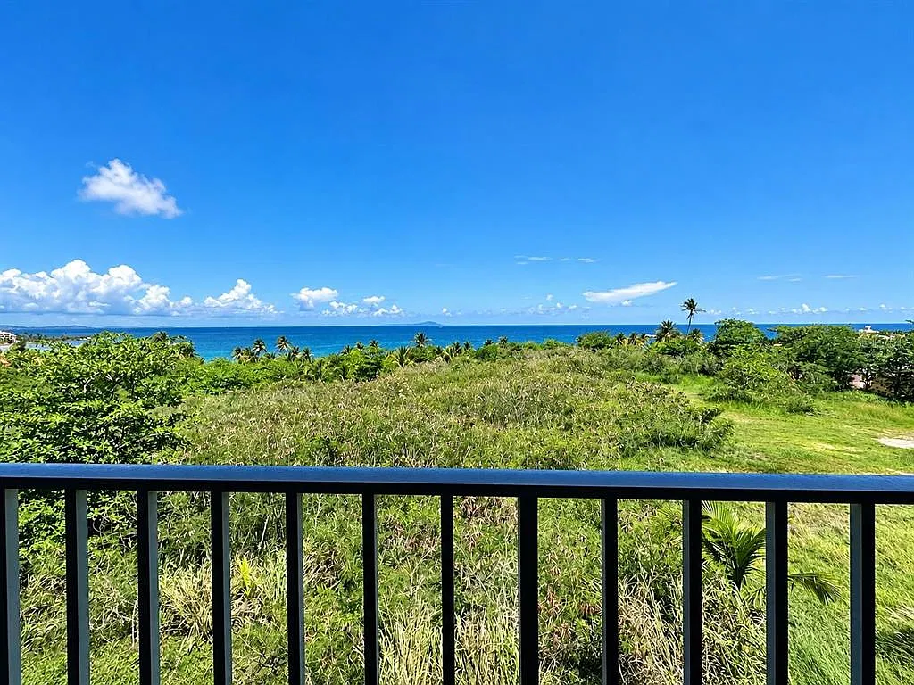 2 bed, 2.0 bath, 1338 sqft, $3,200 — Photo 3