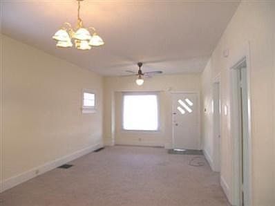 4th image of 49 S Quentin Ave