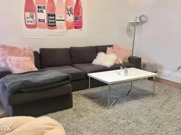 7 Euston St. and Saint Marys