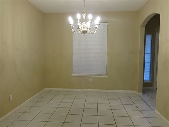 3rd image of 4702 Mallard Landing Ct