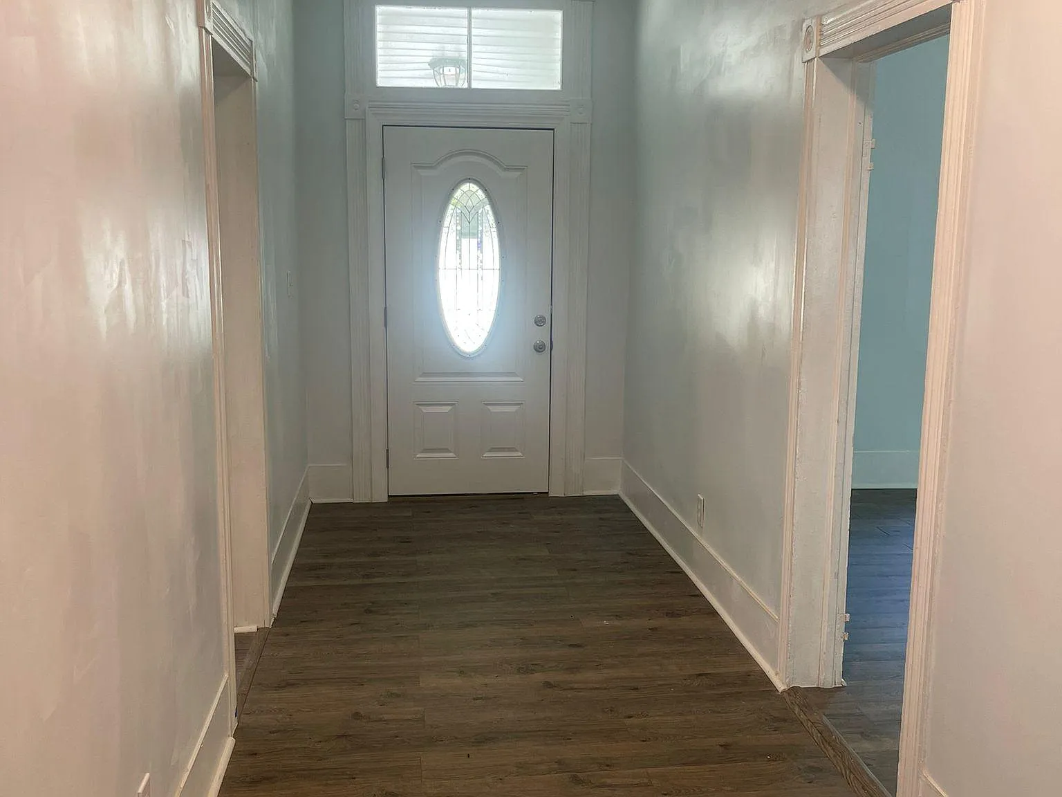 402 Arlington Rd — Photo 3