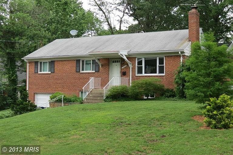 1st image of 7035 Bradley Cir