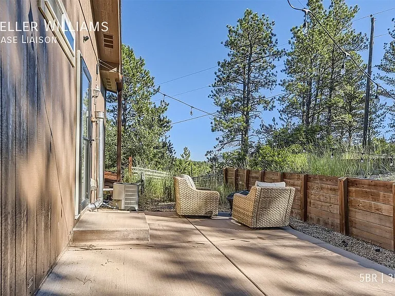 9170 Frank Rd — Photo 18