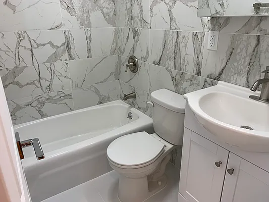 Rented by Joe Gotham LTD | media 24