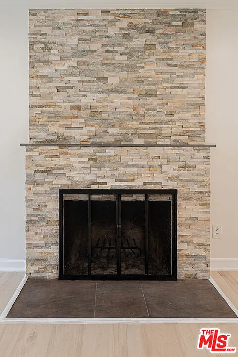 3 bed, 2.0 bath, 1500 sqft, $4,200 — Photo 3
