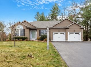 71 Hickory Way, Ayer, MA 01432