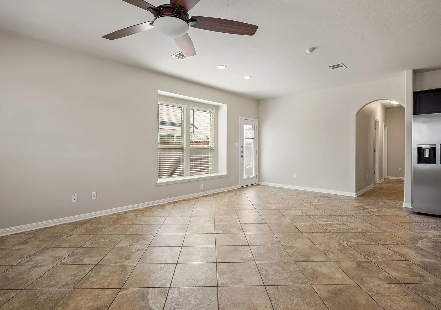 Now 3 Bedroom Home Located In San Marcos, Tx! — Photo 4