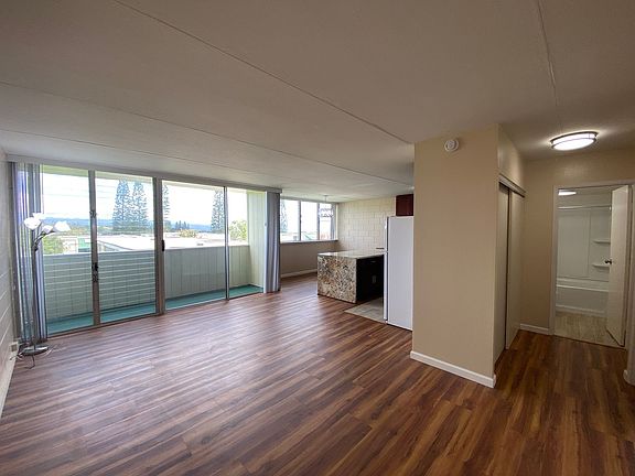 4th image of 95-021 Kuahelani Ave APT 402