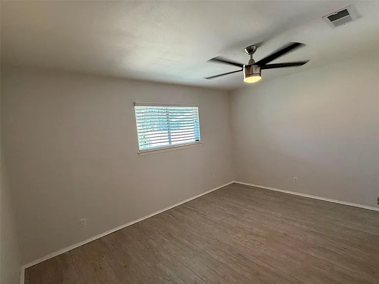 2518 Cockburn Dr — Photo 9