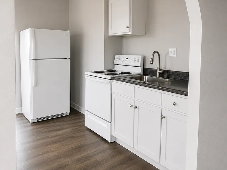 1109 E Kirby Ave Whim & Proper, LLC) — Photo 4