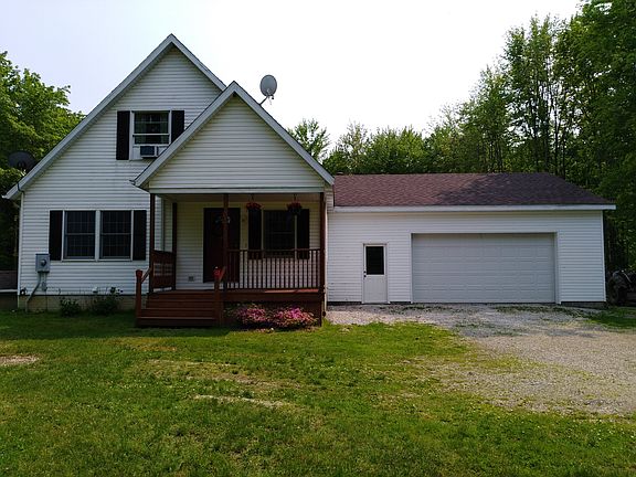 attached 2 car garage