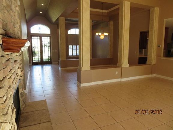 4th image of 626 Park Forest Ct